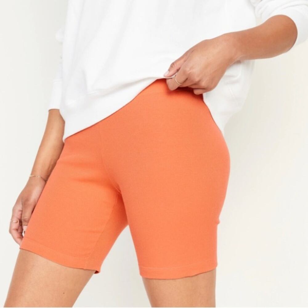NWT Old Navy Super soft Bike gym orange Shorts ✨